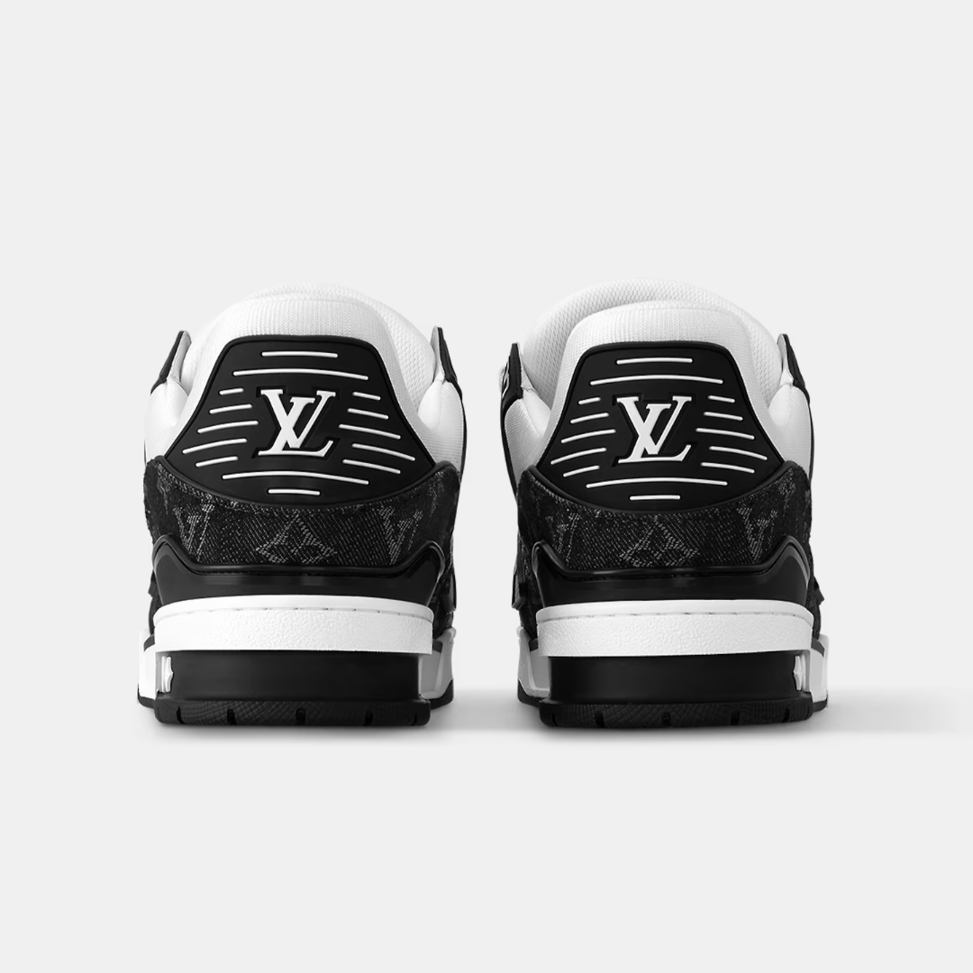 Louis Vuitton Trainer - Black & White