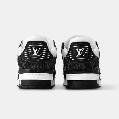 Louis Vuitton Trainer - Black & White