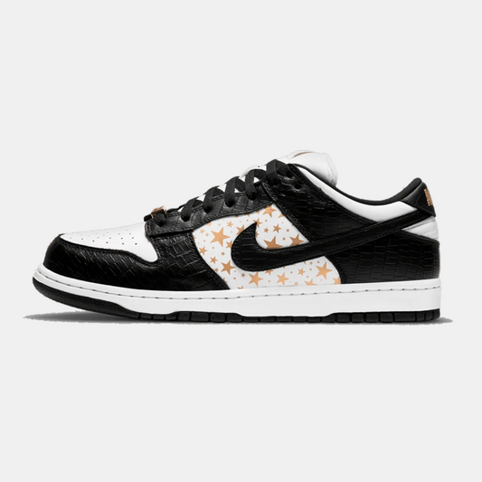 Nike SB Dunk Low - Supreme Black