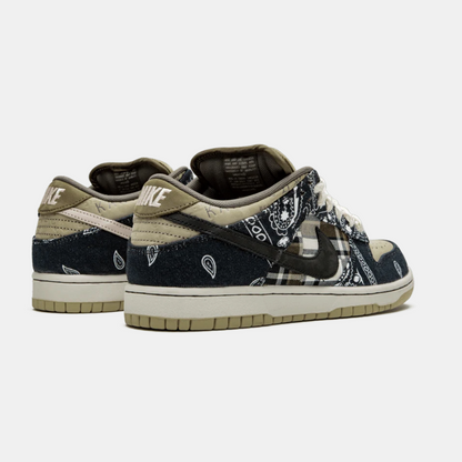 Nike SB Dunk Low - Travis Scott