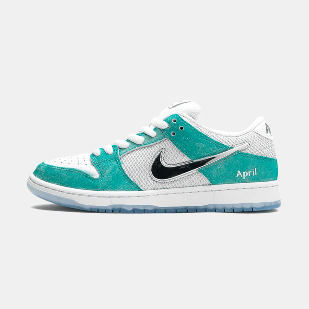 Nike SB Dunk Low April