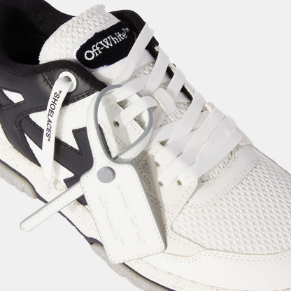 Off White Out Of Office Black & White Toe