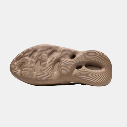 Yeezy Foam RNR - Clay Taupe